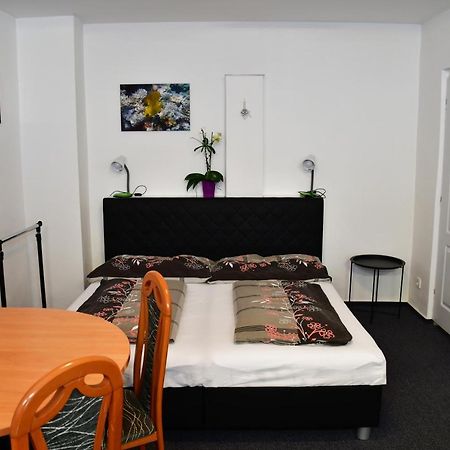 Na Utesu Apartman Jindřichŭv Hradec Kültér fotó