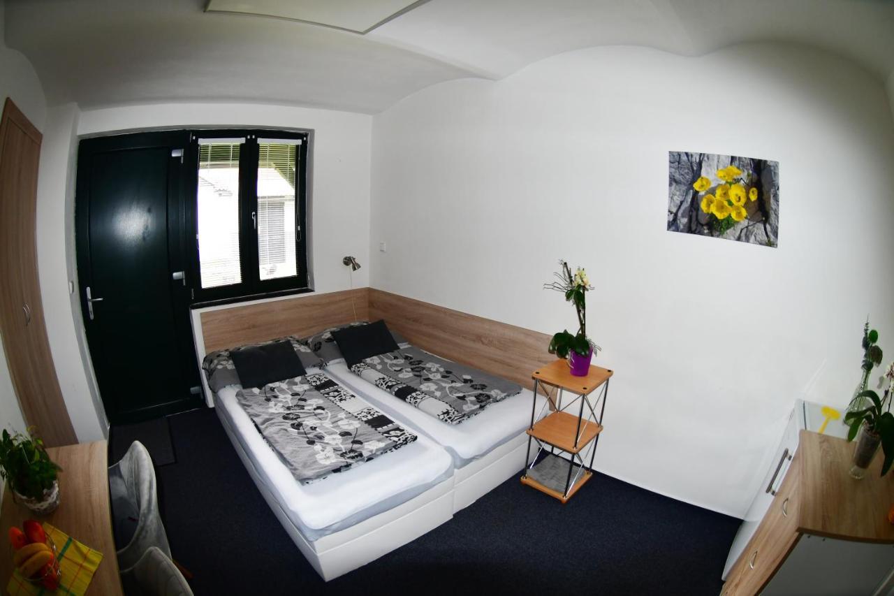 Na Utesu Apartman Jindřichŭv Hradec Kültér fotó