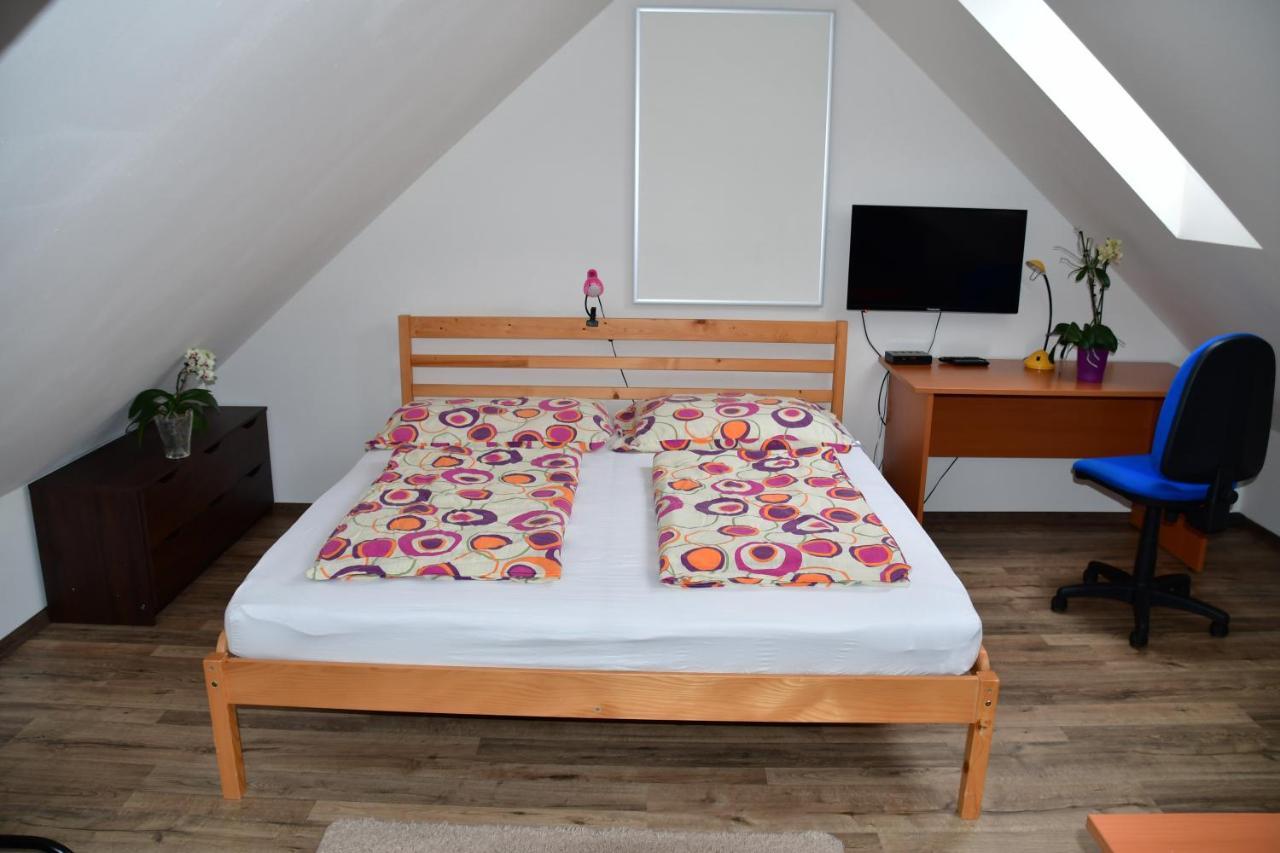 Na Utesu Apartman Jindřichŭv Hradec Kültér fotó