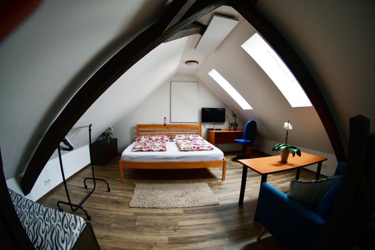 Na Utesu Apartman Jindřichŭv Hradec Kültér fotó