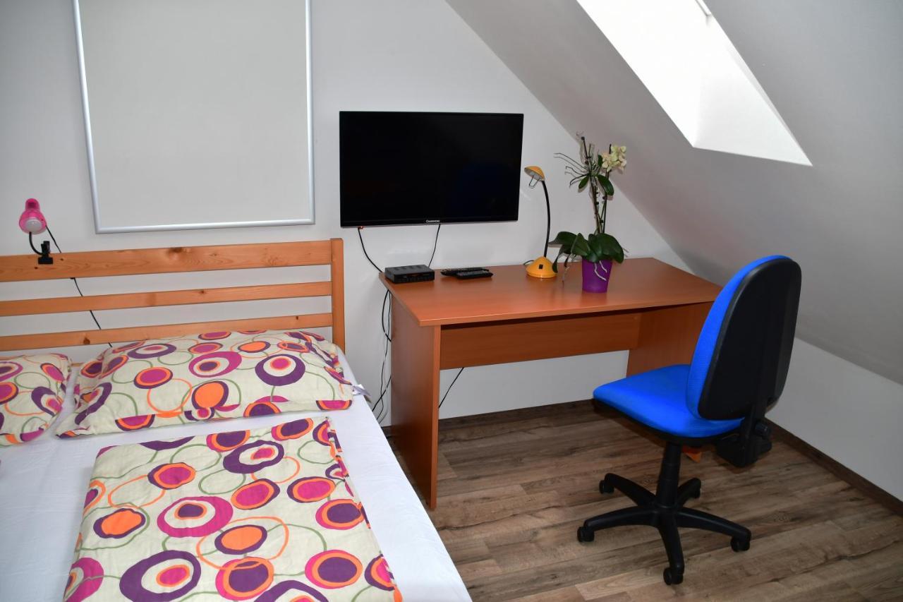 Na Utesu Apartman Jindřichŭv Hradec Kültér fotó